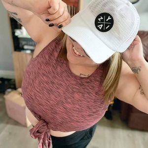 Zyia White Mesh X Hat